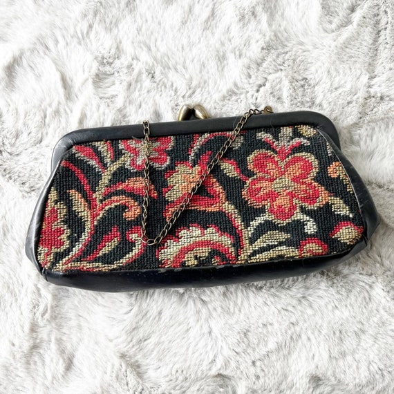 VINTAGE 1960's Small Black purse with Needlepoint… - image 2