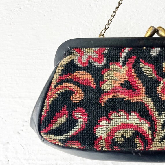 VINTAGE 1960's Small Black purse with Needlepoint… - image 4