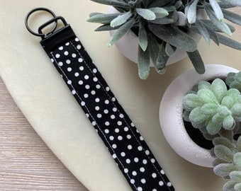 Wristlet - fabric - keychain - keys - wristband