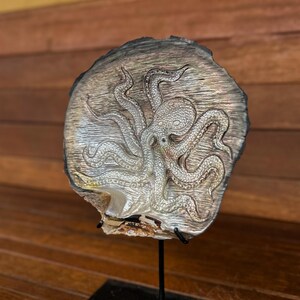 Octopus Hand carved mother of pearl, real and natural sea shell, sea shell for room decor and gift
