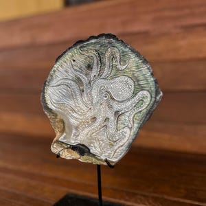 Octopus Hand carved mother of pearl, real and natural sea shell, sea shell for room decor and gift