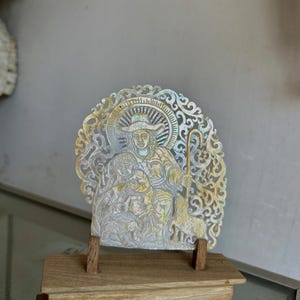 Mary the mother of god carved Shell mother of pearl, real and natural sea shell , room decor and gift