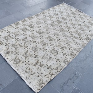 Turkish rug runner, Vintage oriental rug, Hallway decor rug, Bohemian rug, Oushak rug, Home decor, Natural wool rug, 4.2 x 7 ft RAS1337
