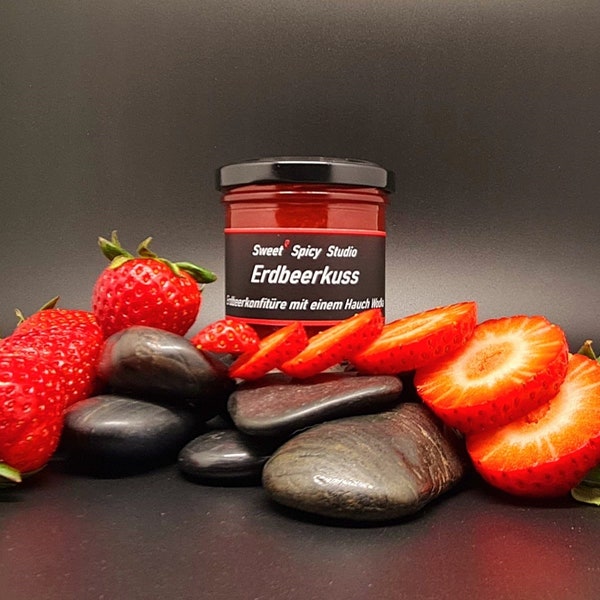 Strawberry Kiss - Aardbeienjam met een vleugje wodka - Jam - Genieten - Cadeau - Handgemaakt - Jam - DIY - Jam - Pasen