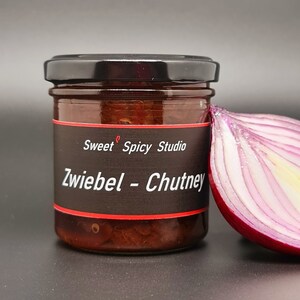 Rotes Zwiebel Chutney Zwiebelmarmelade Jam Handgemacht Überraschung Männer Genuss Herzhaft Würzig Ostern Grillen DIY 160 g