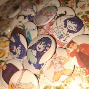 Omori 25mm/2cm Cute Anime Pretty Whilesome Small Badges Pins: For Gamers, Cosplay, Costumes, Ita Bags, Backpacks