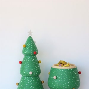 Boîte de bonbons pour arbre, boîte de bonbons de Noël, boîte de chocolats pour arbre, décoration de Noël, idées de Noël uniques, arbre en bois fait main, tourneur sur bois Josef