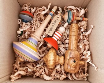 Handgefertigte Holz Kreisel Set, Buchen- und Olivenholz, Kleinkind Spielzeug