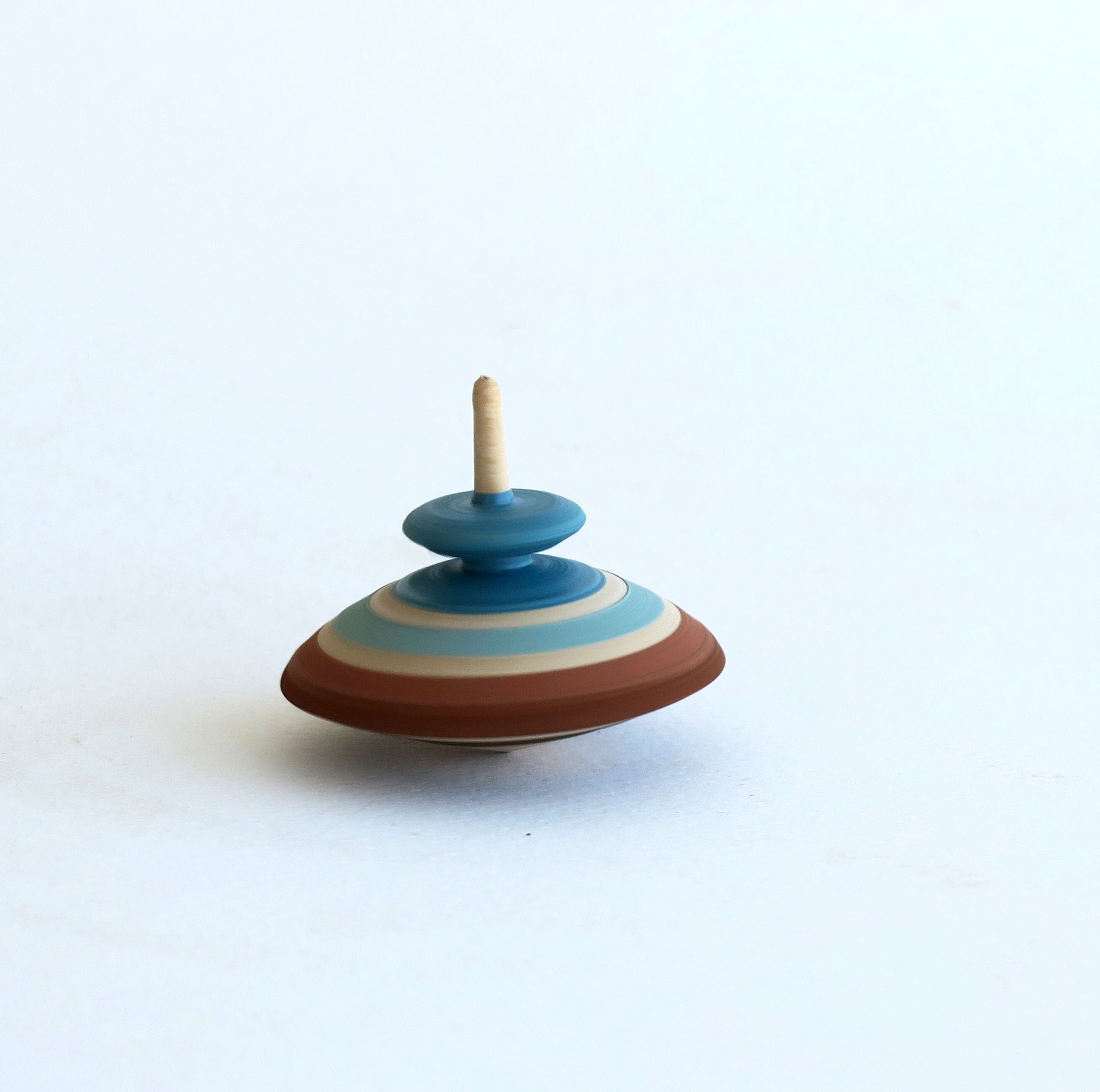 Lote De 18 Peonzas De Madera De Colores – Juguetes Clásicos Para Fiestas, Regalos Para Invitados Y Desarrollo De Motricidad En Niños