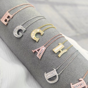 Colar com letra de prata 925, modelo de diamante de pedra baguette, colar com inicial de diamante / colar com letra A / colar baguette