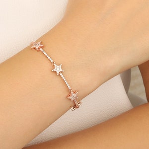 Pulsera de plata con estrella de piedra, pulsera de estrella de plata, pulsera delicada con dijes, pulseras de estrellas para mujer, regalo para ella, joyas de estrellas serenity