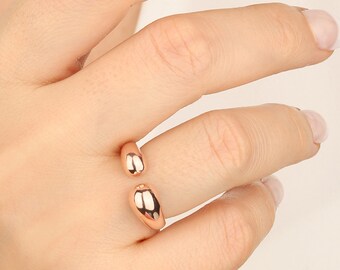 Sterling Silver Double Band Ring: Modern Minimalist Style