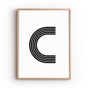 Naamcadeau, afdrukbare kunst letter C, poster in Scandinavische stijl, zwarte letter op witte achtergrond, minimalistisch modern interieur, typografiekunst