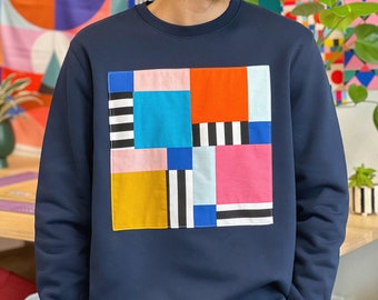 Sweatshirt mit handgefertigtem Patchwork. Unisex-Pullover. Handgefertigter Patchwork-Pullover. Baumwolle, Upcycling, Ökodesign, Colorblocking. Auf Bestellung