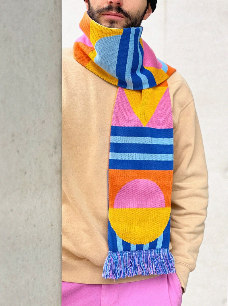 NEW Echarpe à franges tricotée Motif exclusif Géométrique Cadeau Knitted scarf Exclusive pattern Colorful Gift Design zdjęcie 4
