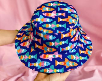 Handmade colorful reversible bucket hat - 3 sizes - Handmade reversible bucket hat - Unique aquatic pattern - Sun hat - Travel hat - Sea print