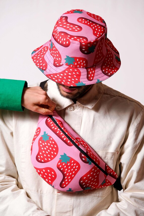 Handmade Reversible Bucket Hat - Unique Strawberry Design  display picture 1