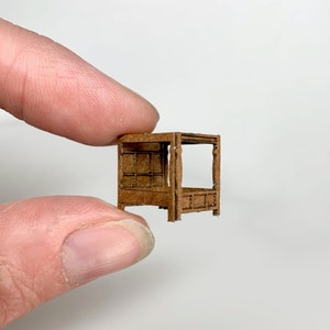 Four Poster Bed - 1/144 1:144 Micro Scale DollsHouse Dollshouse Furniture kit