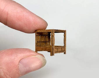 1/144 DollsHouse Furniture DIY Kit  - Micro Scale Four Poster Bed