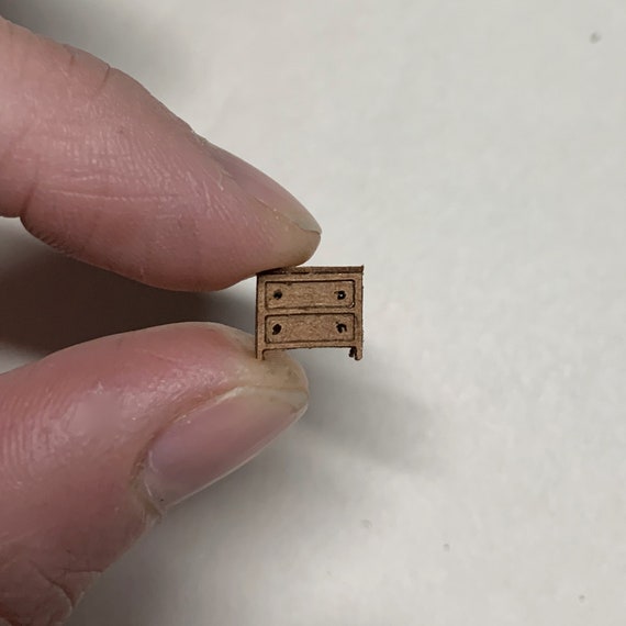 1/144 Micro Scale DollsHouse Furniture Small Chest of Drawers Kit