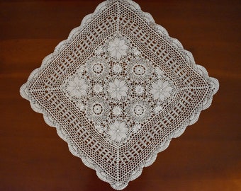 Vintage Crochet Doily - Small Handmade Lace Tablecloth - 22" x 22" - Table Decoration - Retro Style Home Decor