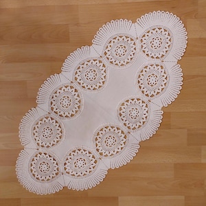 Vintage Häkeltischläufer: Weißes Rechteckiges Deckchen aus Baumwolle
