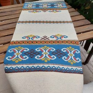 Vintage Norwegian Wool Tapestry Table Runner: Ecru Folk Art Wall Hanging