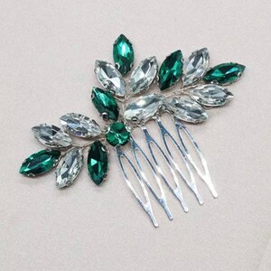 Emerald green hair comb, rhinestone hair pin, bridal hair piece, small decorative hair comb, bride bridesmaid wedding hair accessory