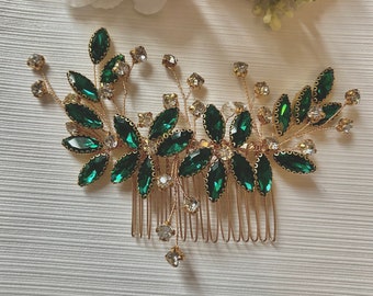 Emerald green crystal wedding hair comb |  Bridal green and gold floral haircomb | Wedding day green and gold hair slide | Hair accessories