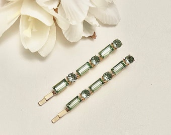 2 x green rhinestone hair clips, bridal bridesmaid green crystal on gold hair slides, wedding bobby pins, hair accessories