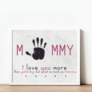 Maman je t'aime activité artisanale d'empreintes de pas de main, mémoire de souvenir, souvenir de bricolage, carte de fête des mères, artisanat pour les enfants, téléchargement immédiat