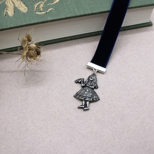 Alice in Wonderland bookmark - Alice Bookmark - Alice&#39;s Adventures in Wonderland - Book Lover Gift - Writer Gift - Alice gift