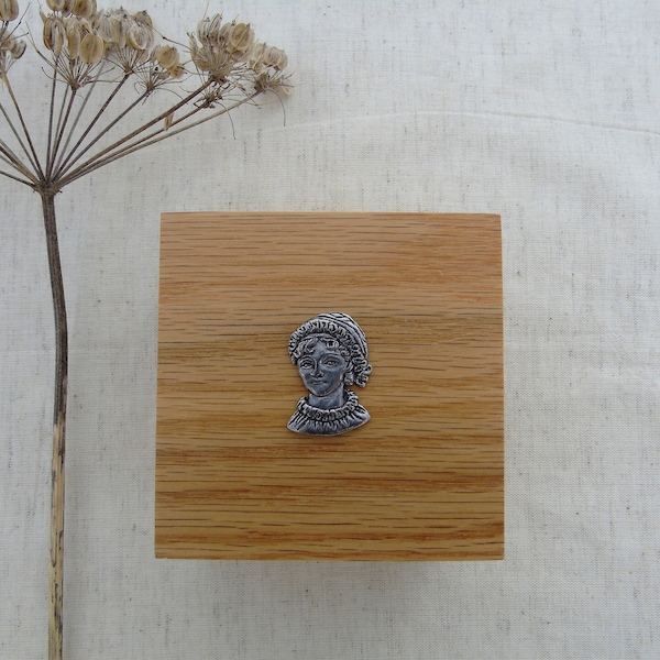 Jane Austen Wooden Box - Jane Austen Jewellery Box- Jane Austen Trinket Box- Jane Austen Keepsake Box- Gift for Austen Lover - Book Lover