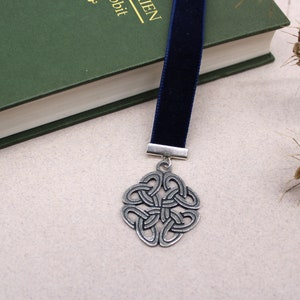 Celtic Knot bookmark - Celtic Art Bookmark - Knot Gift - Celtic History Gift - Celtic Cross Charm - Irish Gift- Celtic Heritage