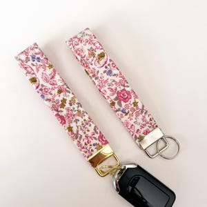 Pulsera de llavero floral rosa, llavero, regalo para ella, pulsera, cordón