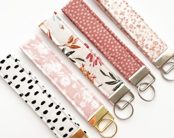 Floral Keychain Wristlets, Neutral Key Fobs, Wristlet for Keys, Key Wristlet, Wristlet Lanyard, Gift Idea, Girly Keychain, Stocking Stuffer