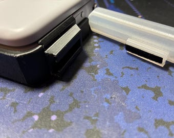 Retroid Pocket Flip 2 Grip and Case