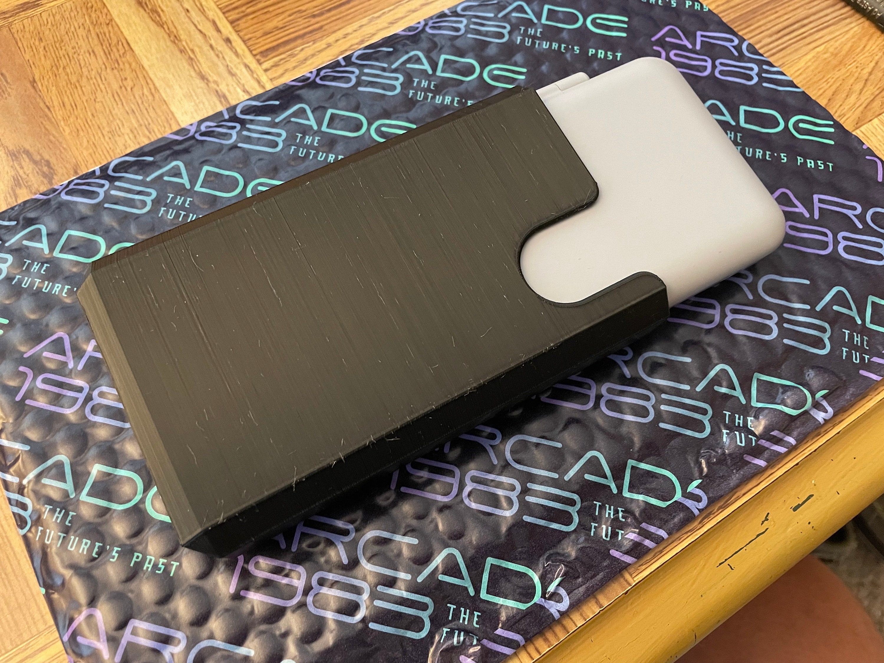 Retroid Pocket Flip Slip Case - Etsy