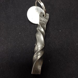 Reverse Twist Keychain - Hand forged