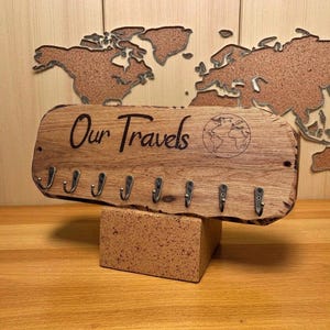 Personalized Rustic Oak Key Holder, Handmade Entryway Organizer 画像 17