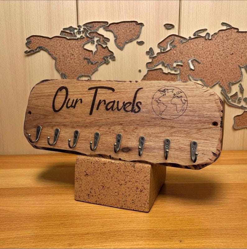 Personalized Rustic Oak Key Holder, Handmade Entryway Organizer 画像 17