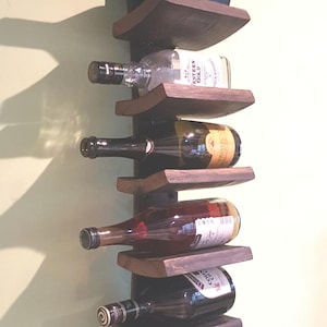 Beautiful handmade reclaimed oak whisky barrel stave 6 bottle wine rack. New .Ideal father&#39;s day gift, birthday present, man cave etc .