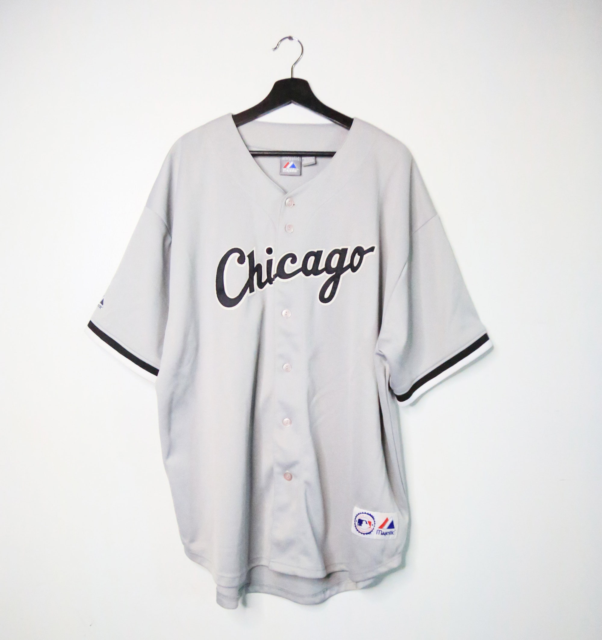 Vintage Chicago White Sox Baseball Jersey Designed & Sold By Nambcvt