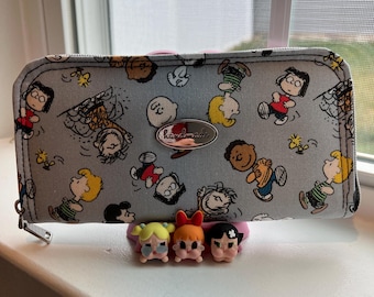 Made to order Classic zip around Wallet