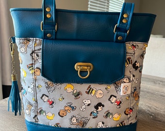 Handmade Charlie Brown Tote Bag: Zipper Closure, Tassel