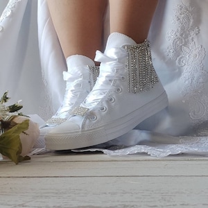 wedding converse/wedding shoes for bride/ bridal shoes /bridal sneakers / bridal sneakers/Bridal Trainers/Swarovski crystals.