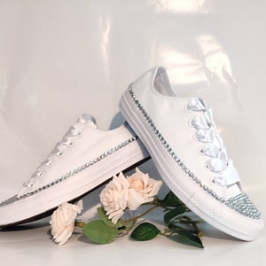 Wedding Shoes.Wedding Converse.White Sneakers. Bride Converse. Wedding Custom Converse. Bridal Shoes.