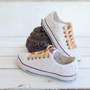 wedding converse, wedding shoes for bride, bridal shoes, bridal sneakers, bridal sneakers wedding, Bridal Trainers, hochzeitsschuhe all star