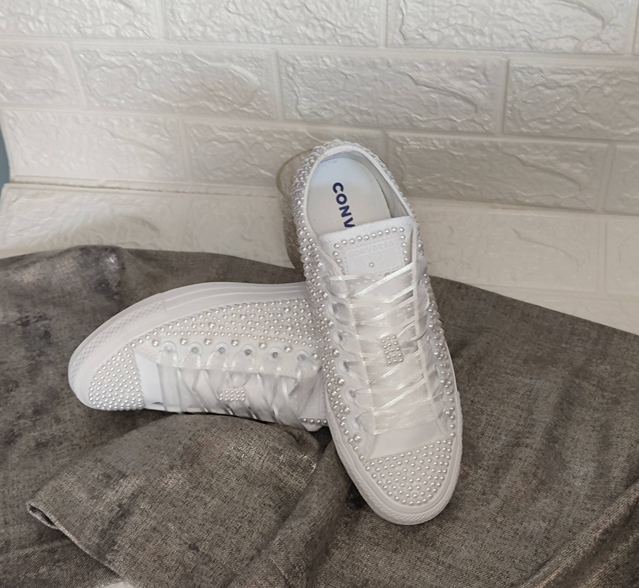 Grey converse clearance wedding