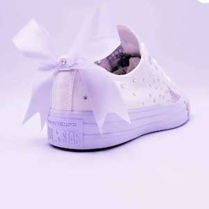 Bling Chucks,Custom Converse, Bridal shoes, Bridal sneakers, Bridal Trainers, Hochzeit Sneaker